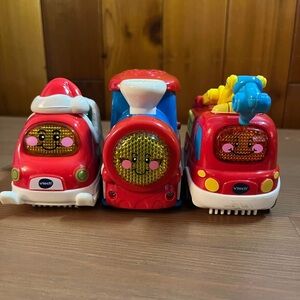 Lot of Three VTech Go Go Smart Wheels Vehicles